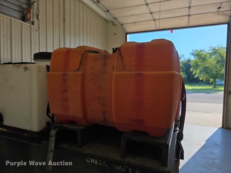 image for item DZ6332 Brush fire truck skid unit