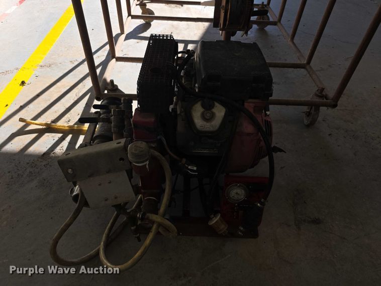 image for item DZ6332 Brush fire truck skid unit