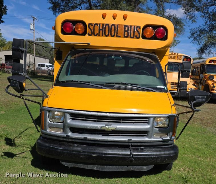 image for item DZ6351 2001 Chevrolet Express school bus