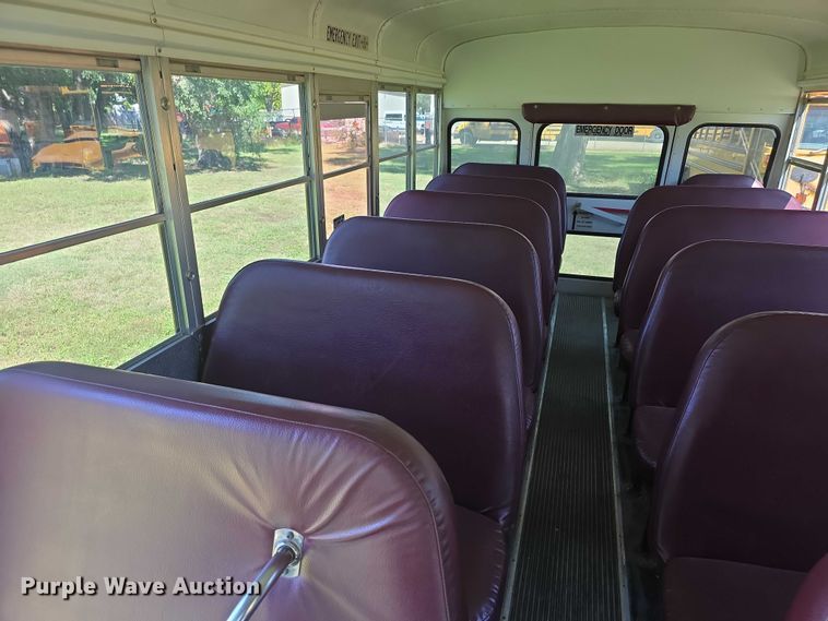 image for item DZ6351 2001 Chevrolet Express school bus