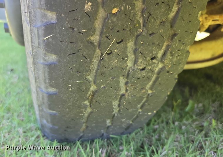 image for item DZ6351 2001 Chevrolet Express school bus