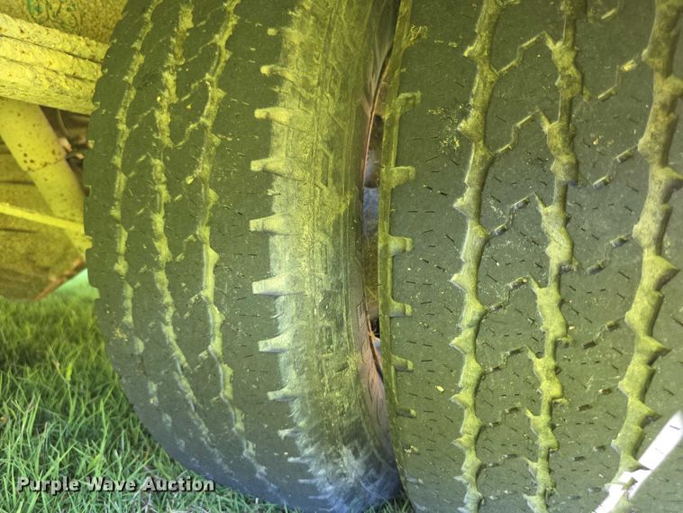 image for item DZ6351 2001 Chevrolet Express school bus