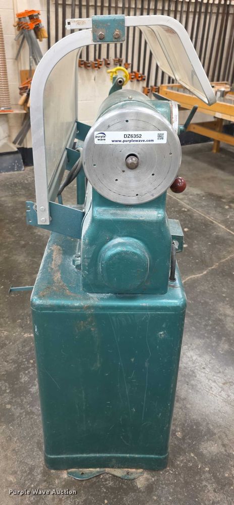 image for item DZ6352 Powermatic 90 lathe