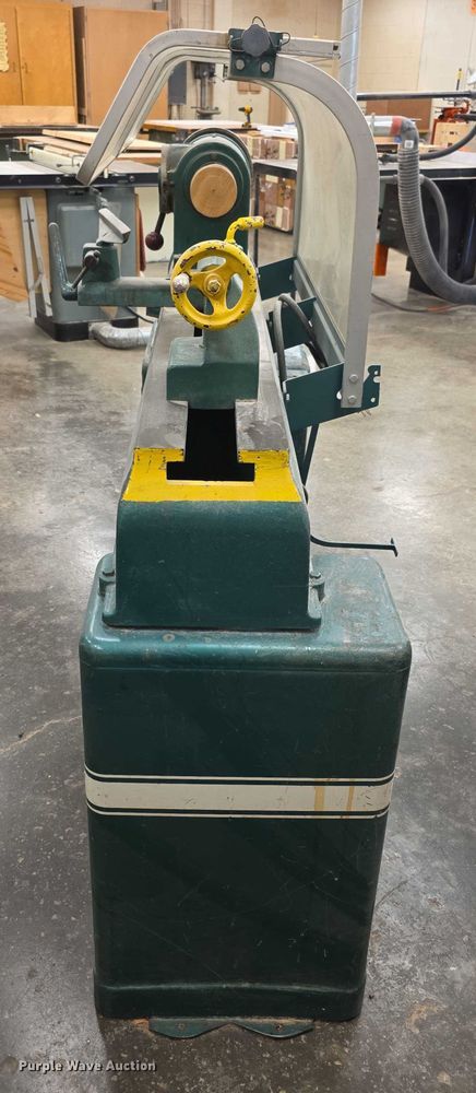 image for item DZ6352 Powermatic 90 lathe