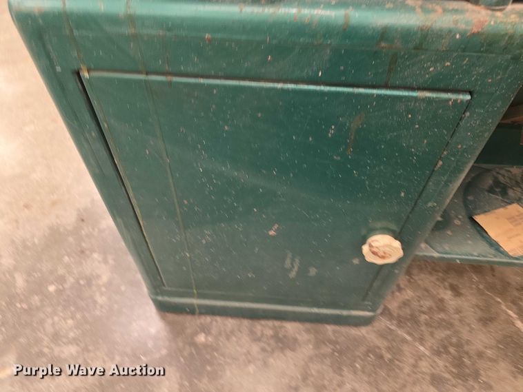 image for item DZ6352 Powermatic 90 lathe