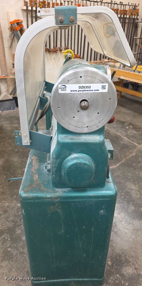 image for item DZ6352 Powermatic 90 lathe