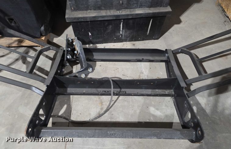 image for item DZ6364 (2) Thunderstruck FLD21 grill guards