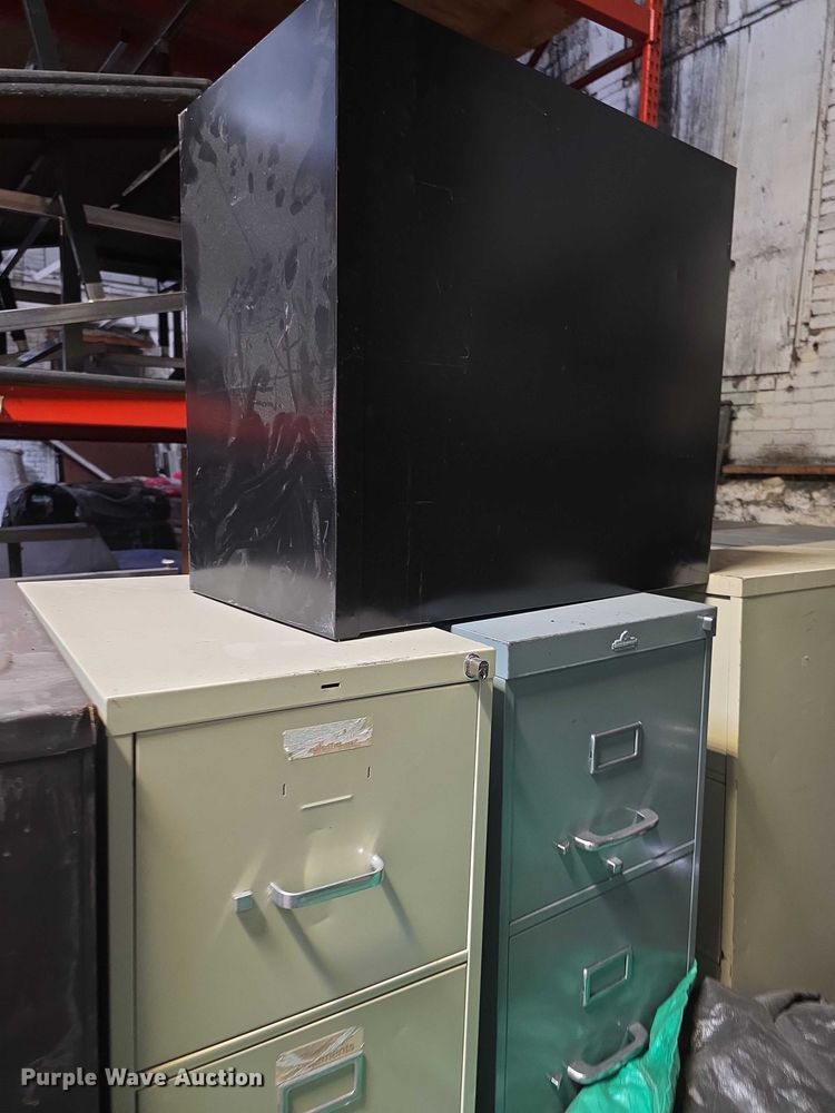 image for item DZ6378 (20) filing cabinets 