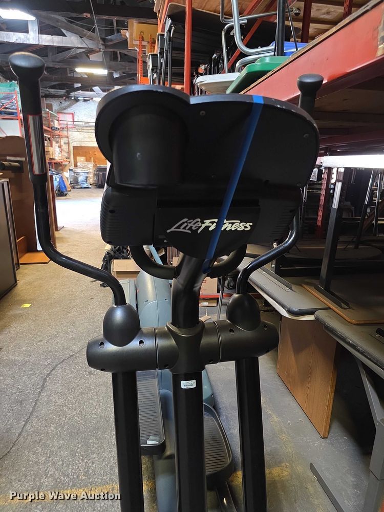 image for item DZ6380 (4) Life Cycle 9500HR elliptical bikes