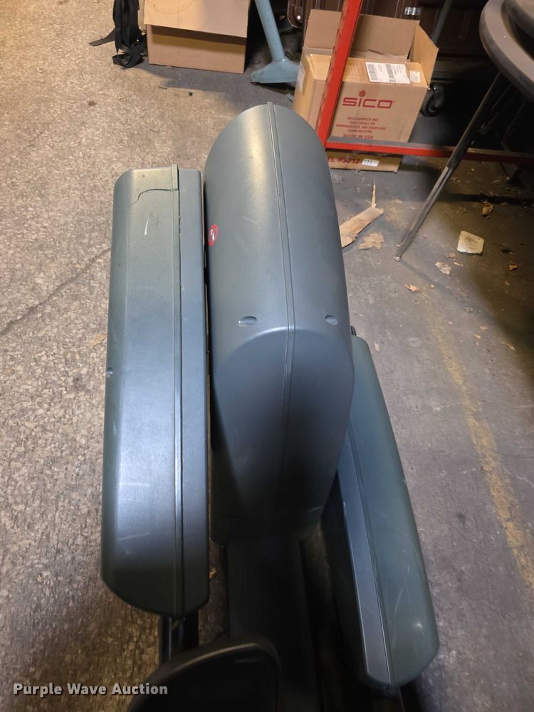 image for item DZ6380 (4) Life Cycle 9500HR elliptical bikes