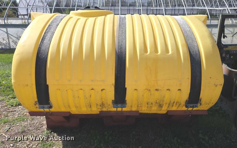 image for item DZ6400 Poly tank 