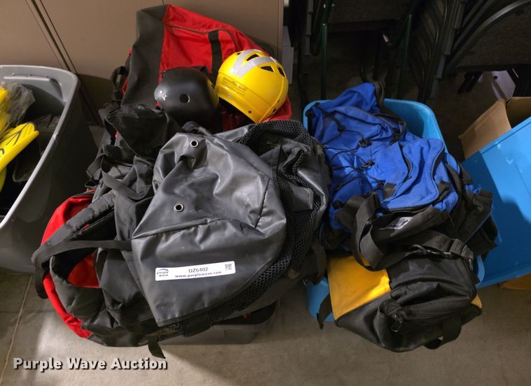 image for item DZ6402 Assorted equipment bags 