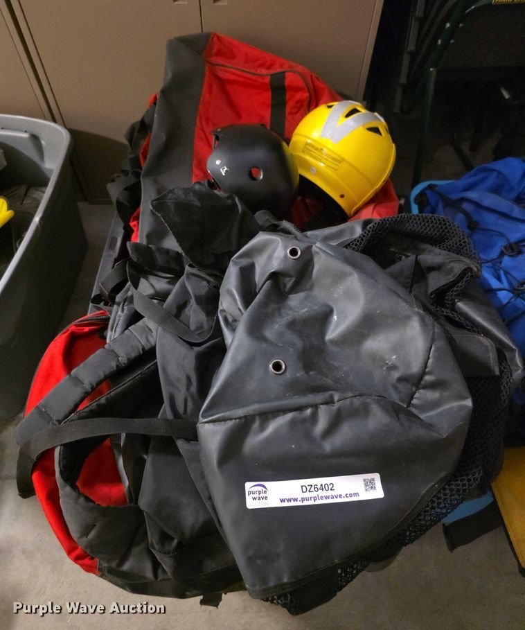 image for item DZ6402 Assorted equipment bags 