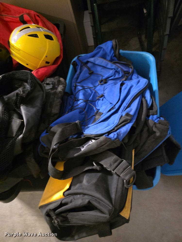 image for item DZ6402 Assorted equipment bags 