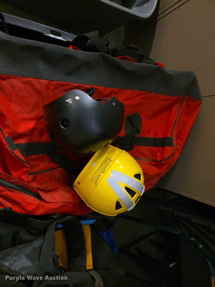 image for item DZ6402 Assorted equipment bags 