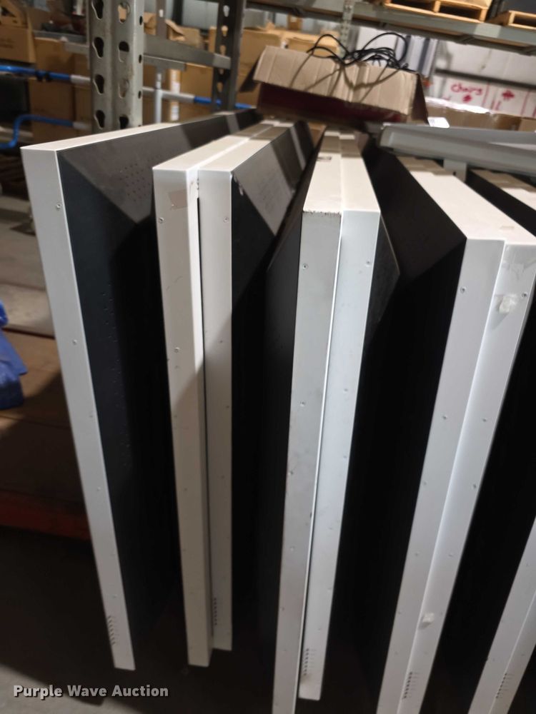 image for item DZ6419 (17) Smartboards E70 