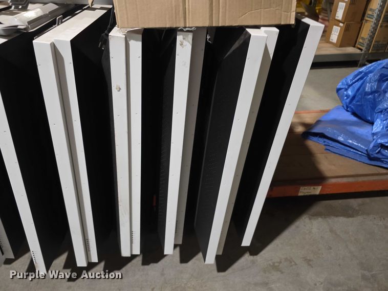 image for item DZ6419 (17) Smartboards E70 