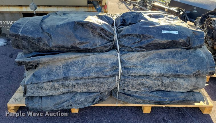 image for item DZ6638 Approximately 20 concrete blankets