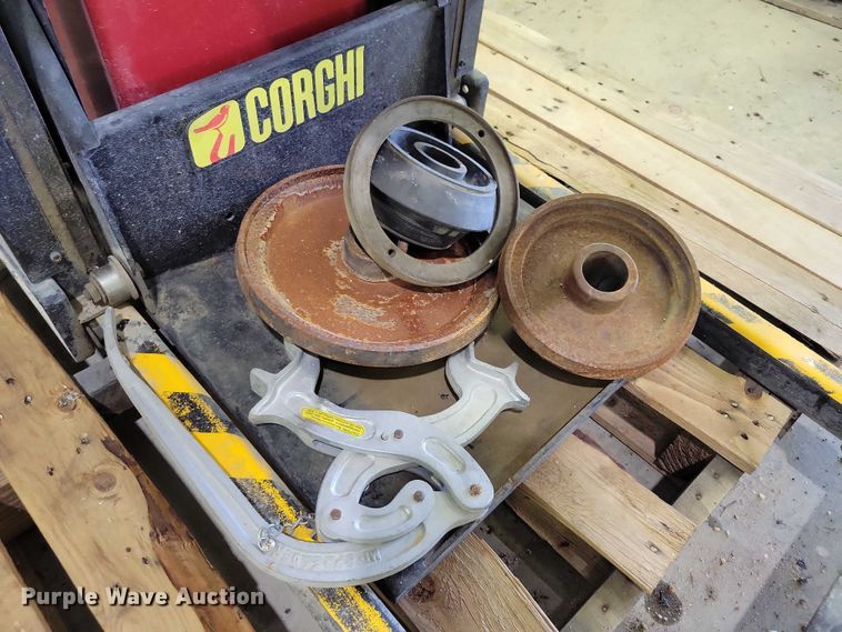 image for item DZ6646 Corghi ET66MO tire balancer