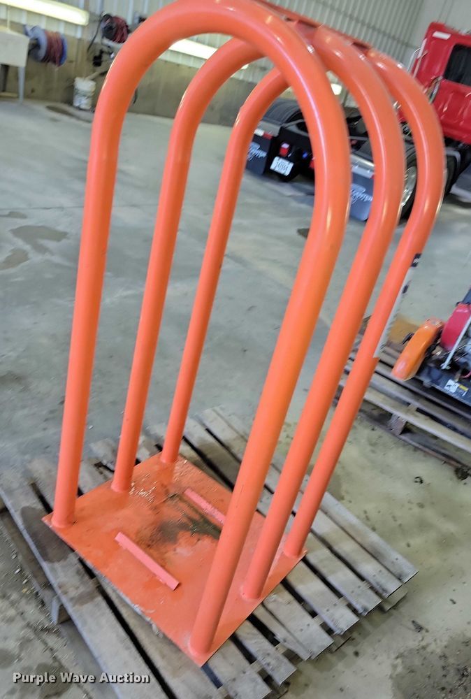 image for item DZ6648 Martins MIC-3 tire cage