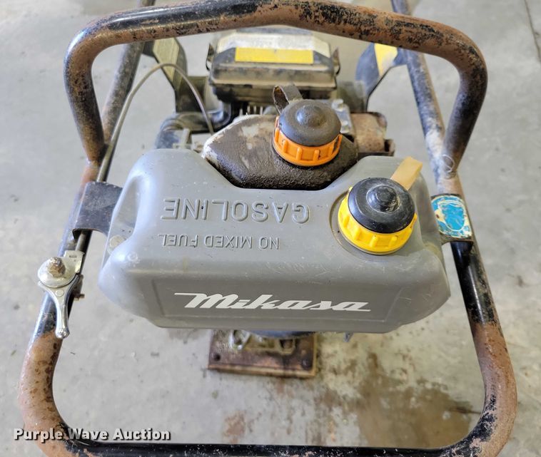 image for item DZ6649 Multiquip Mikasa MT-75HS plate compactor