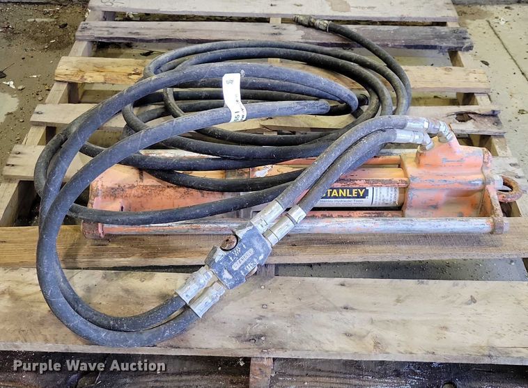 image for item DZ6651 Stanley PD45 post driver