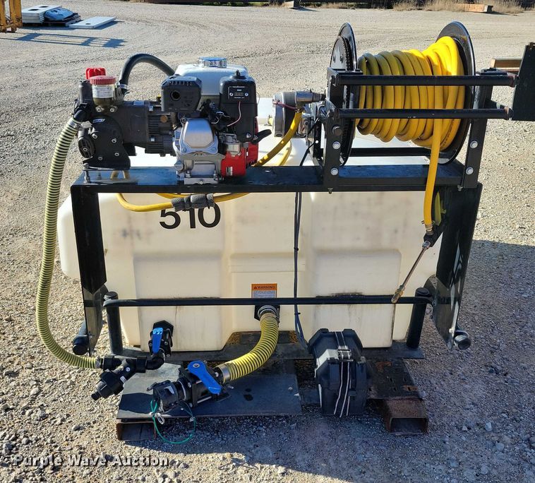 image for item DZ6652 Sprayer Specialties turf sprayer