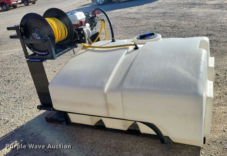 image for item DZ6652 Sprayer Specialties turf sprayer