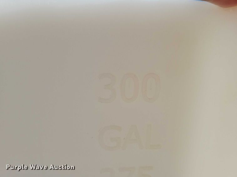 image for item DZ6652 Sprayer Specialties turf sprayer