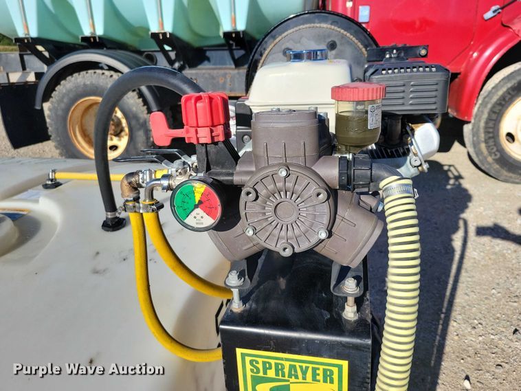 image for item DZ6652 Sprayer Specialties turf sprayer