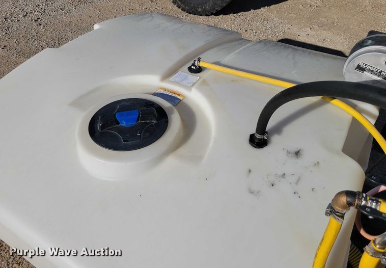 image for item DZ6652 Sprayer Specialties turf sprayer