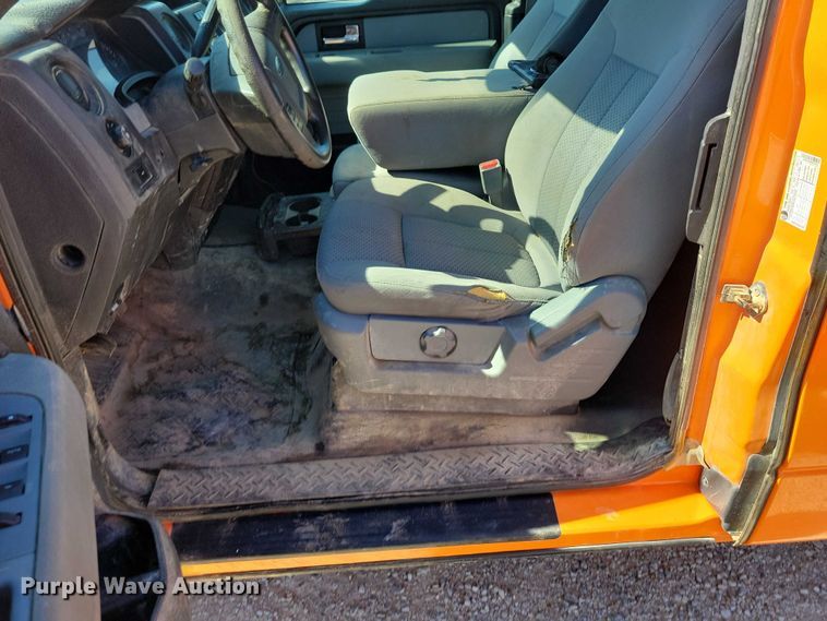 image for item DZ6653 2012 Ford F150 SuperCab pickup truck