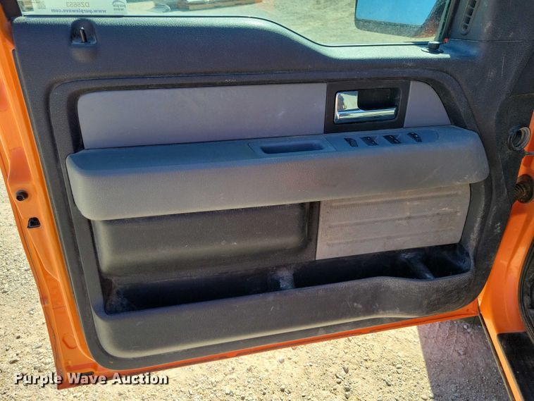 image for item DZ6653 2012 Ford F150 SuperCab pickup truck