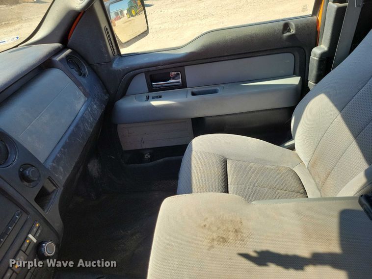 image for item DZ6653 2012 Ford F150 SuperCab pickup truck