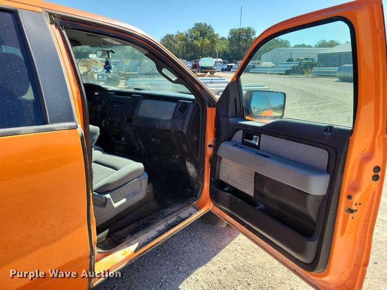 image for item DZ6653 2012 Ford F150 SuperCab pickup truck