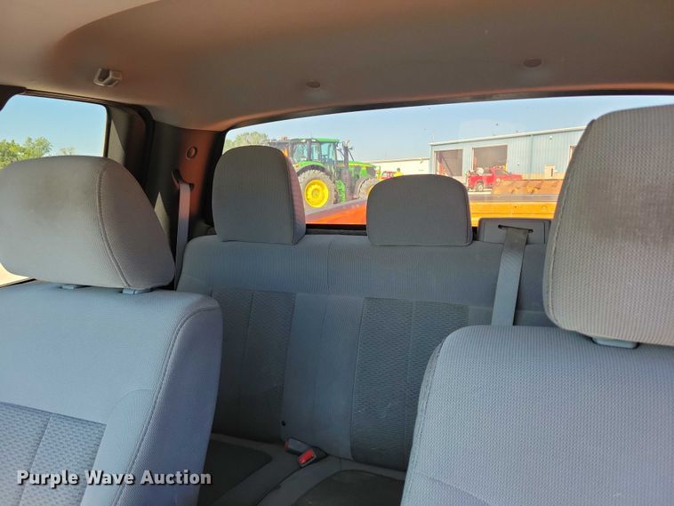 image for item DZ6653 2012 Ford F150 SuperCab pickup truck