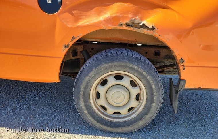 image for item DZ6653 2012 Ford F150 SuperCab pickup truck