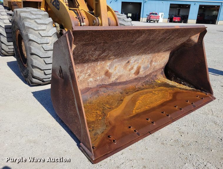 image for item DZ6654 1995 Case 721B wheel loader