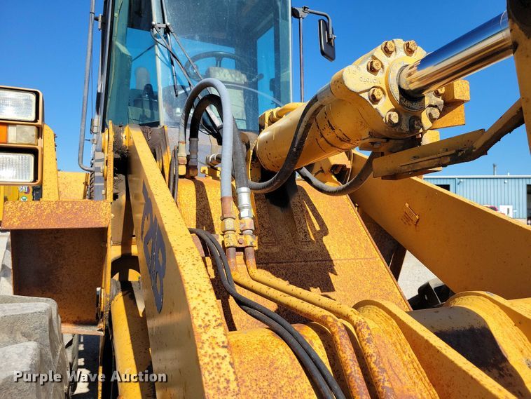 image for item DZ6654 1995 Case 721B wheel loader