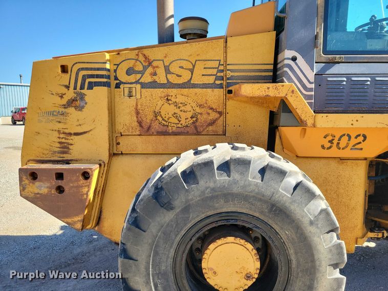image for item DZ6654 1995 Case 721B wheel loader