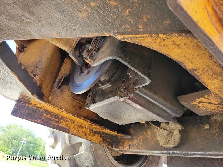 image for item DZ6654 1995 Case 721B wheel loader