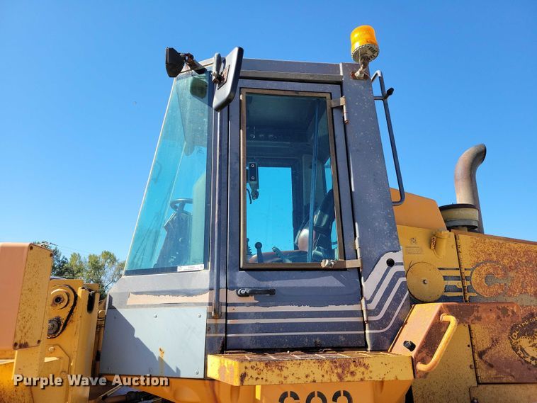 image for item DZ6654 1995 Case 721B wheel loader