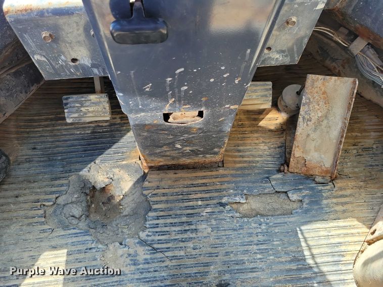 image for item DZ6654 1995 Case 721B wheel loader