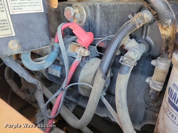 image for item DZ6654 1995 Case 721B wheel loader