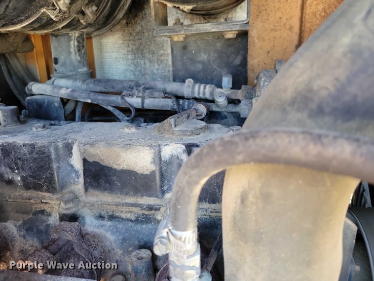 image for item DZ6654 1995 Case 721B wheel loader