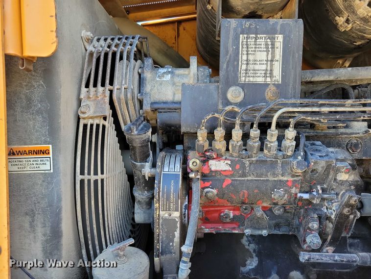 image for item DZ6654 1995 Case 721B wheel loader