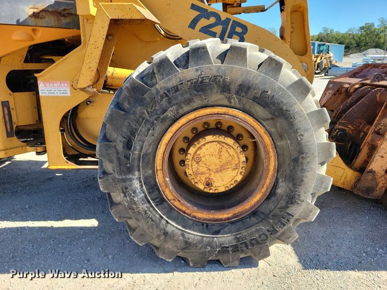 image for item DZ6654 1995 Case 721B wheel loader