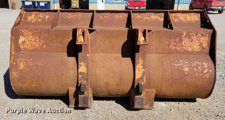 image for item DZ6654 1995 Case 721B wheel loader