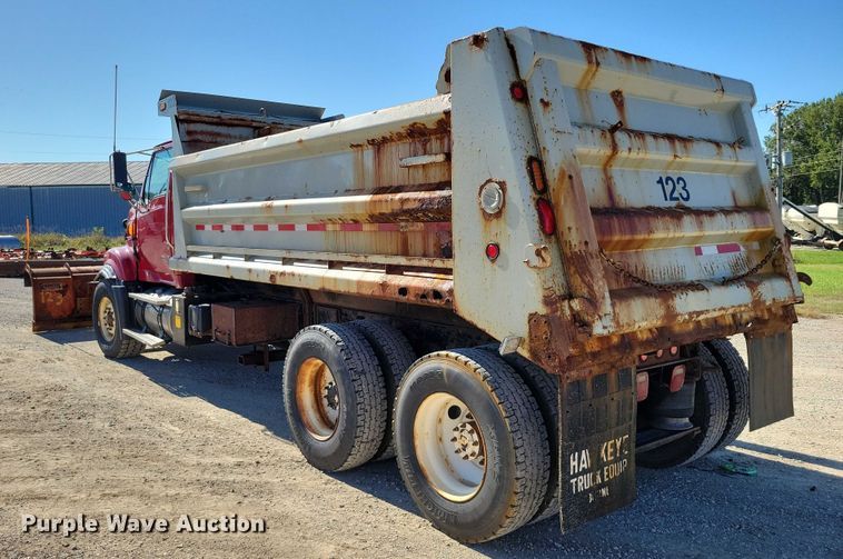 image for item DZ6655 2009 Sterling L-Line dump truck