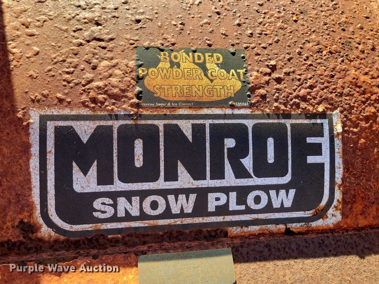 image for item DZ6656 2002 Volvo VHD64F dump truck